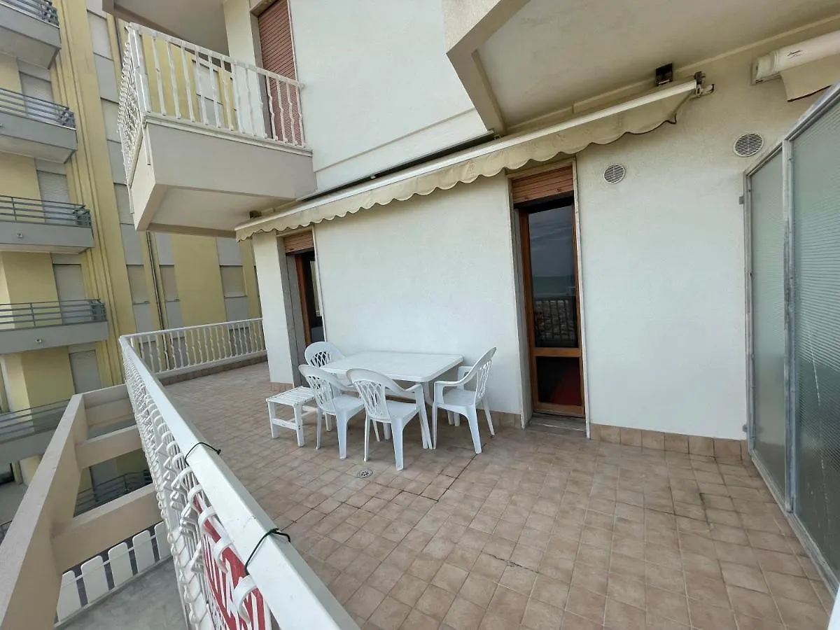 Fronte Mare-Residence Union 9 Lido di Jesolo 0*,  Italia